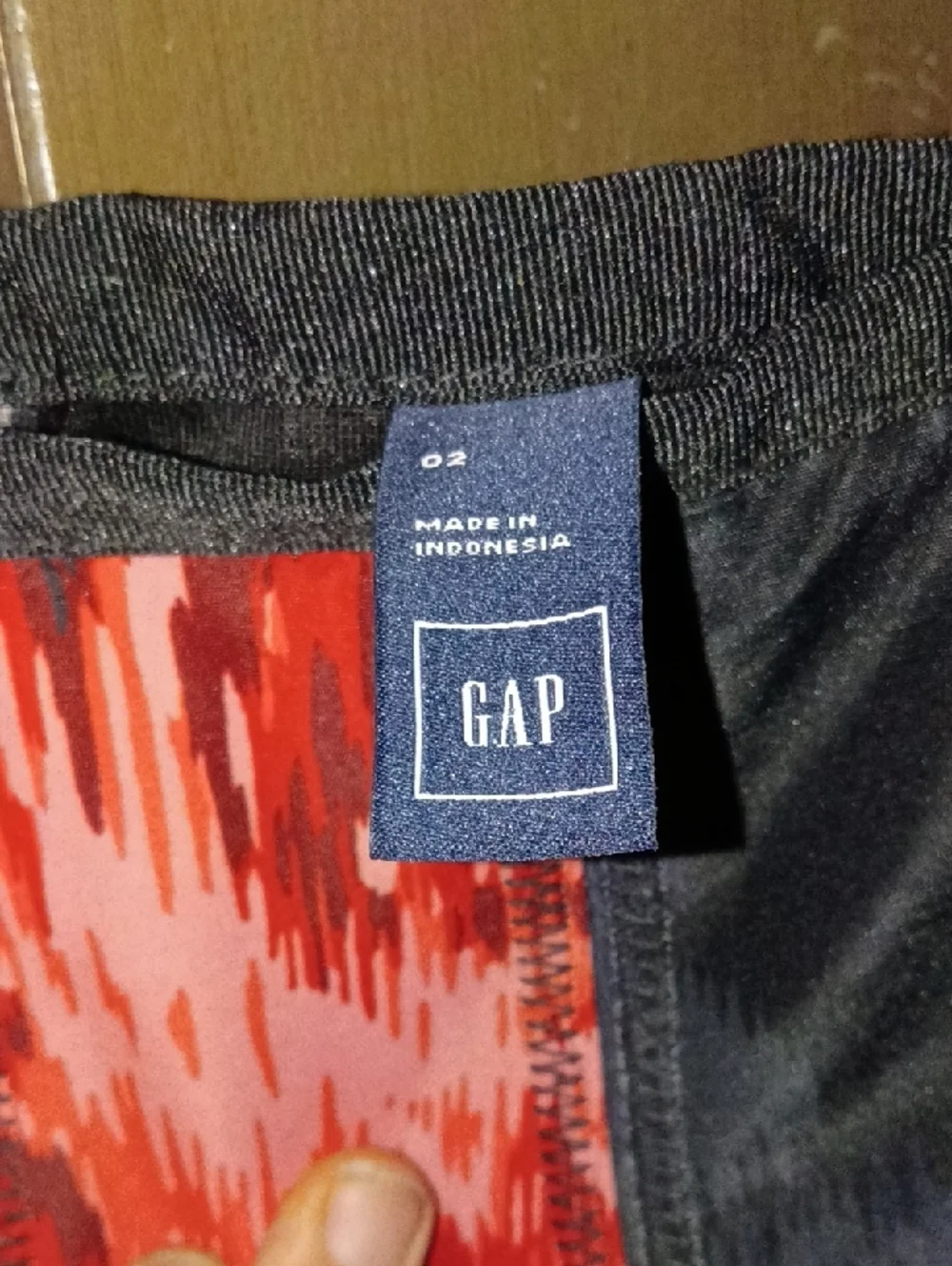 Vintage GAP Black Skirt with Bold Red Floral Print - Picture 2 of 5